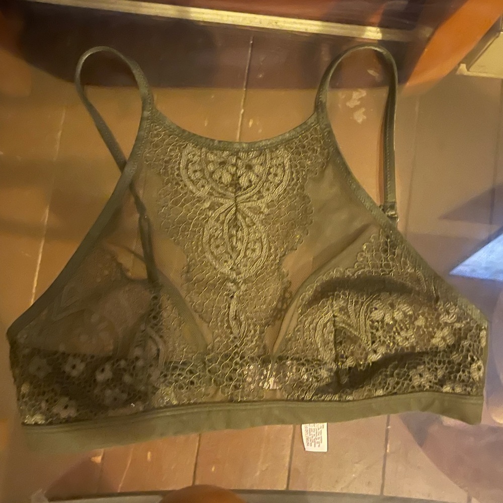Victoria’s Secret bra